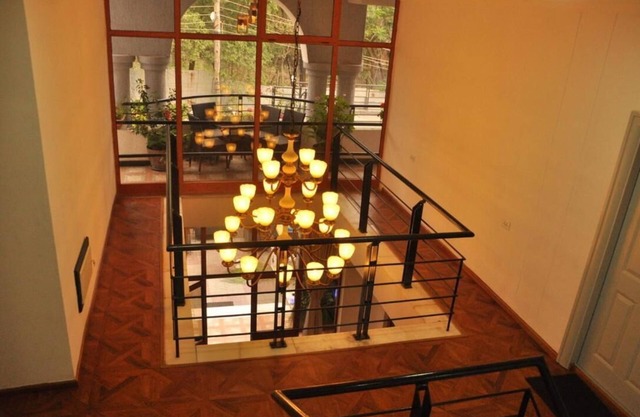 Inn of the Four Sisters