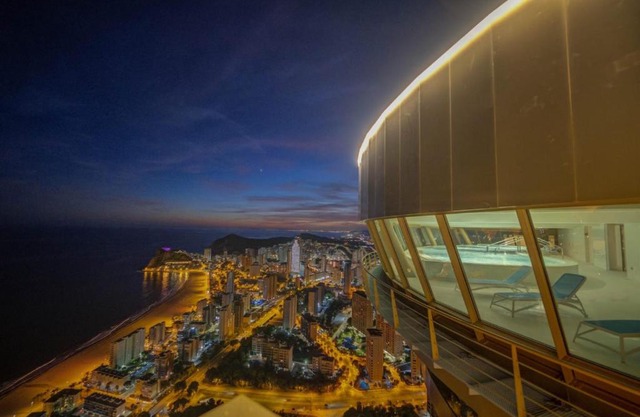 Intempo Residential Sky Resort & Spa - Benidorm, España