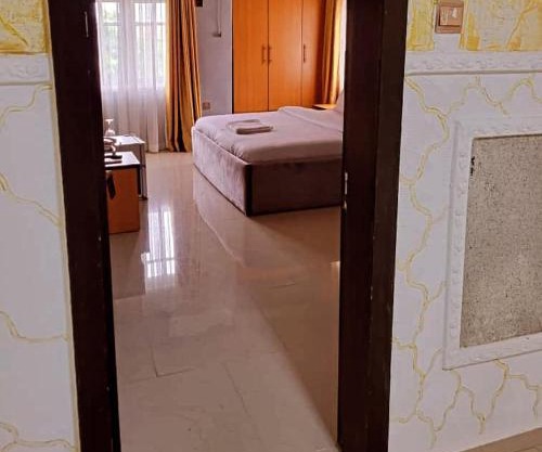 International royal hotel