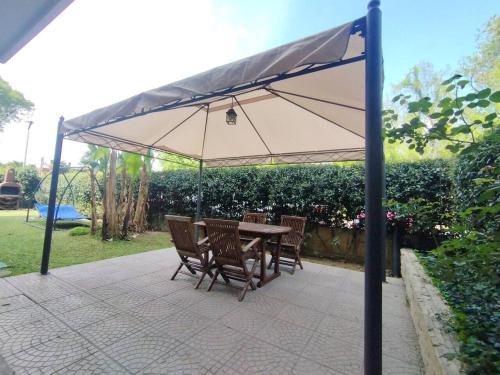 Intero appartamento con giardino e posto auto