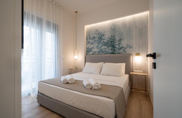 IO SUITES
