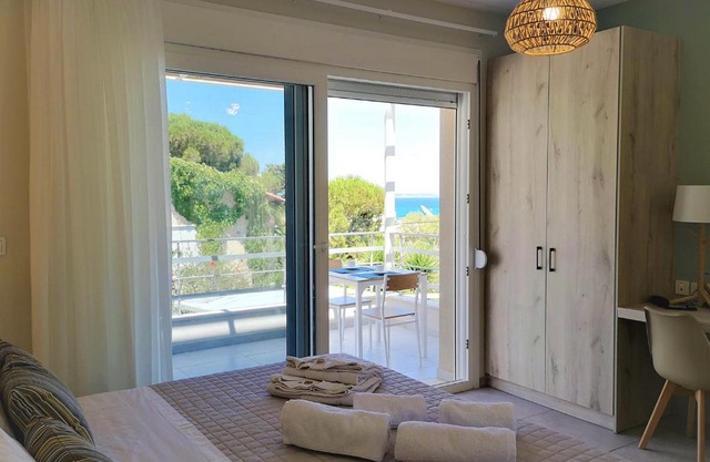 Iris Studios Chios