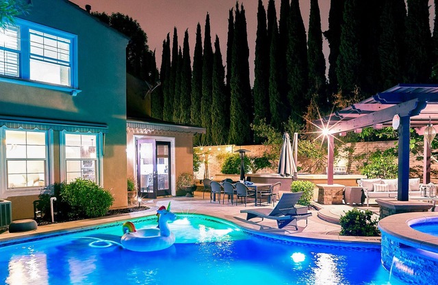 Irvine All New Luxury Pool House 4B4.5B Close Spectrumcenter Disney