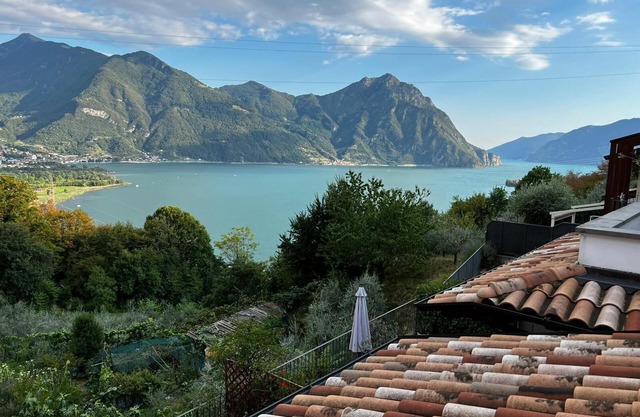 Iseo Lake Villa with lake view and pool