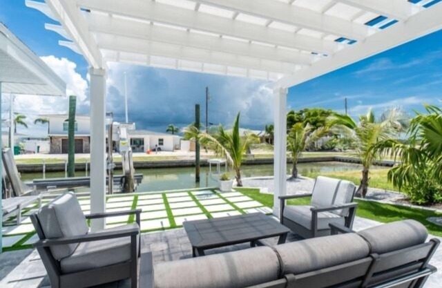 Island charm meets waterfront adventure! Private dock on a deep-water canal with quick Gulf access