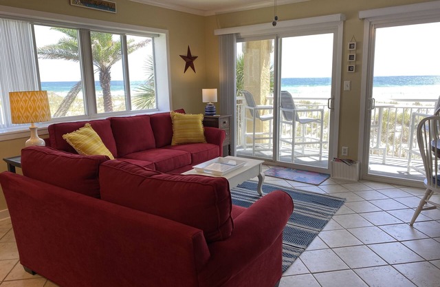 ISLAND SANDS #201- PANORAMIC VIEWS! 2nd FLOOR END UNIT