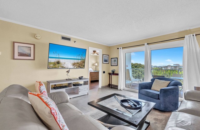 Islander 318-Private Beach Access-Fab Amenities