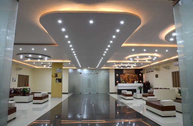 It is situated in Bodhgaya it near by Terger Monastery.