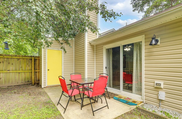 Jacksonville Home By Camp Lejeune, Beaches & More!
