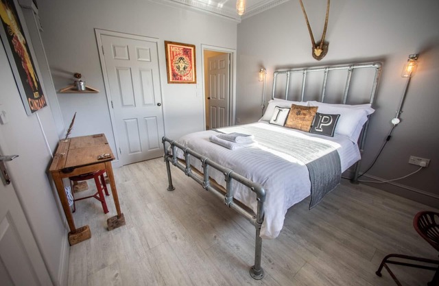 James' Place Dowlais Self Catering Studio 4 Boyo