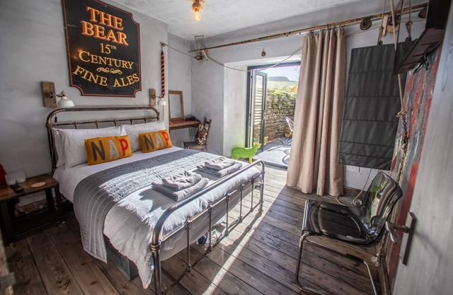 James' Place Dowlais Self Catering Studio 1 Butty