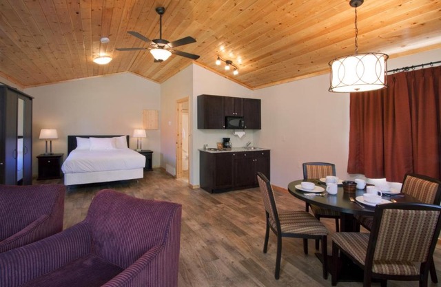 Jasper East Cabins