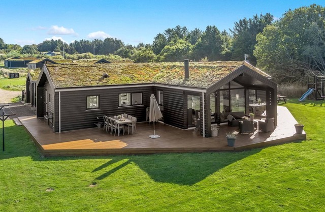 "Javorka" - 1.4km from the sea by Interhome