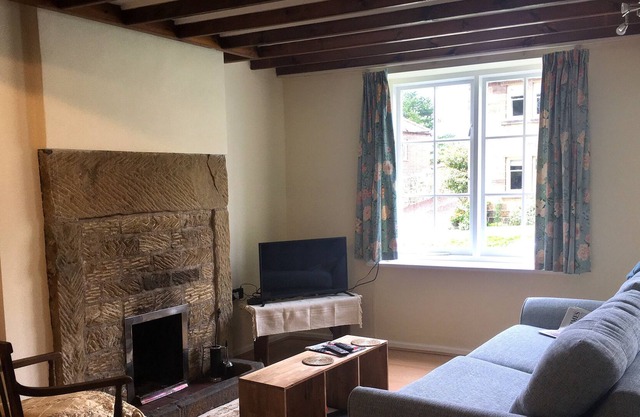 Jenny's Cottage - 3-bedroom listed cottage in Osmotherley, North Yorkshire