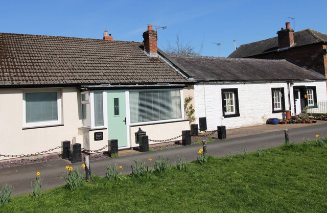 Jesmond Cottage, Great Corby - a cottage that sleeps 2 guests in 1 bedroom