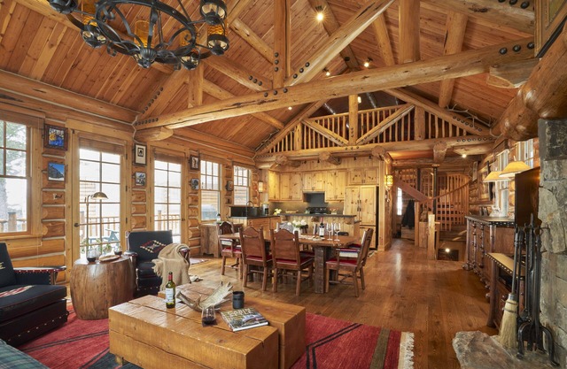 JHRL - Granite Ridge Cabin 7620 - Luxury Log Cabin, Mountain Views and Private Hot Tub
