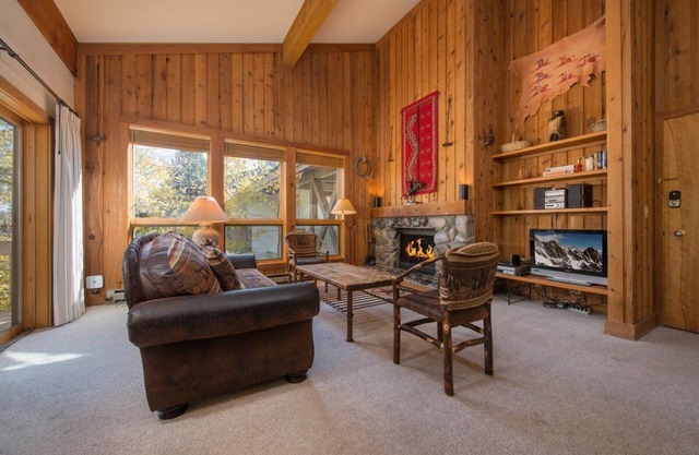 JHRL - Nez Perce B6 - Great location near pool and hot tub access