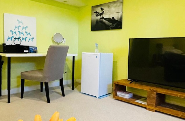 Joe's Cozy and Quality Entire Basement Suite in Calgary