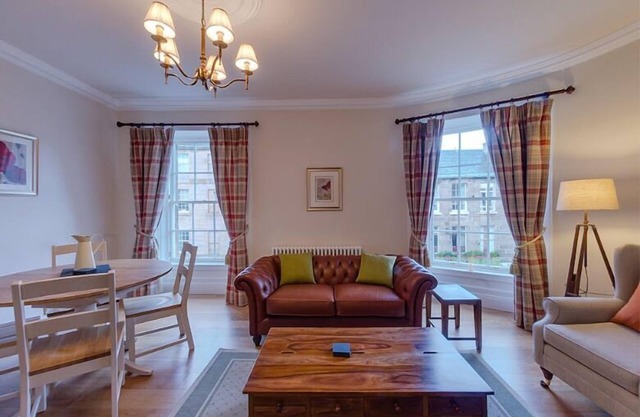JOIVY Luxury New Town Apartment