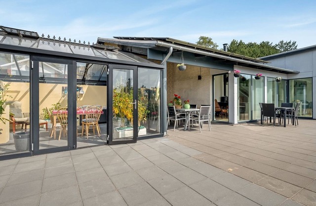 "Jonce" - 800m from the sea by Interhome