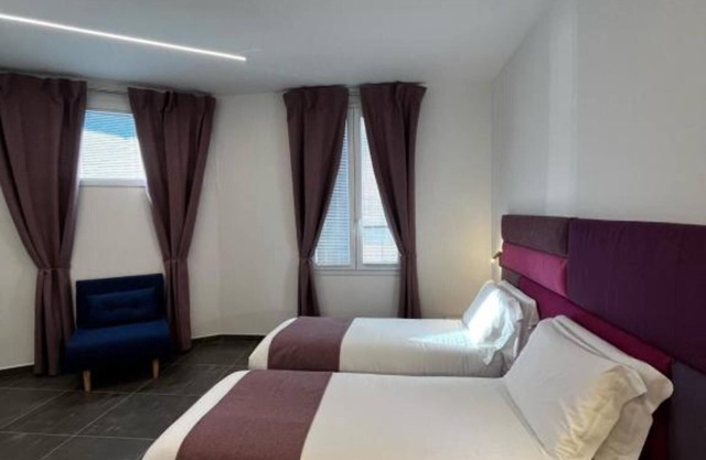 'Joyfül Accomodation Camera 5' with Wi-Fi and Air Conditioning