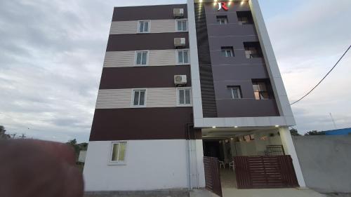 JR Service Apartment