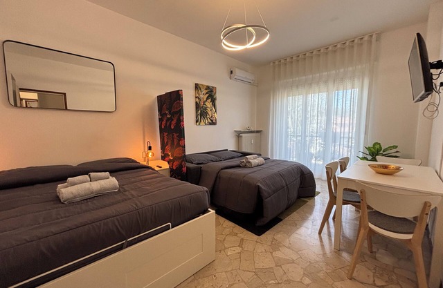 Julius Caesar Holiday House