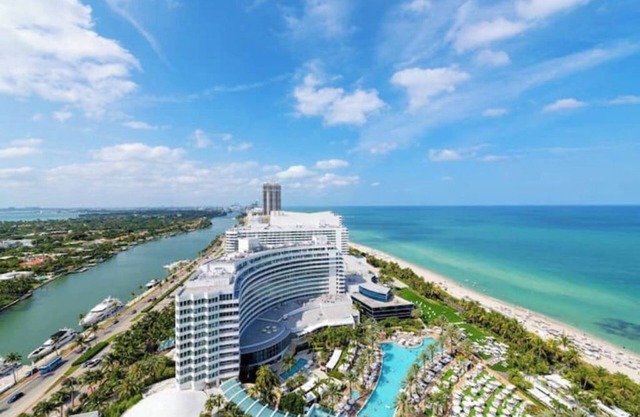 Junior Suite @ FontaineBleau w/Direct Ocean Views