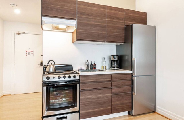 Juno Lofts: The Artist’s Studio