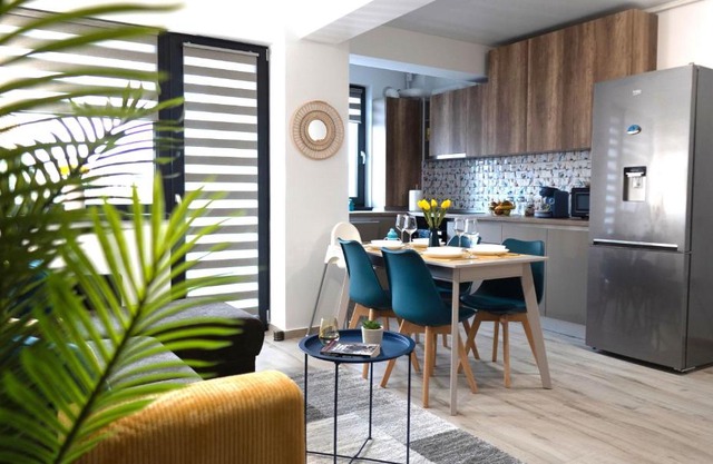 'Just like home' Apartment - with Private Parking Place
