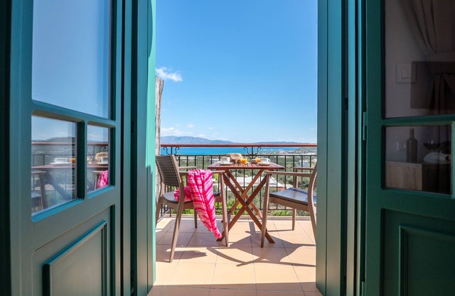 Kaliviani Traditional Hotel