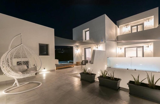 Karat Suites