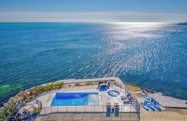 Key Largo luxurious coastal Retreat endless views Pets OK