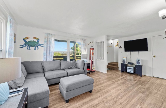 Kick back at Sweet Carolinas, a comfy 2-bed oceanfront condo escape in laid-back Nags Head