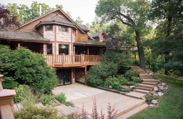 Kilbuck Creek ~ Indoor Pool & Jacuzzi ~ Sleeps 40