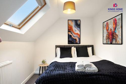 King Beds , CCTV Parking , Relocation and workstays