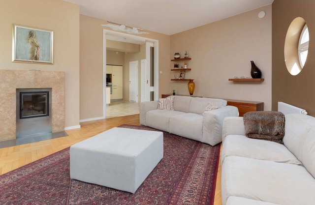 King John III 1 | Spacious Apartment | Balcony