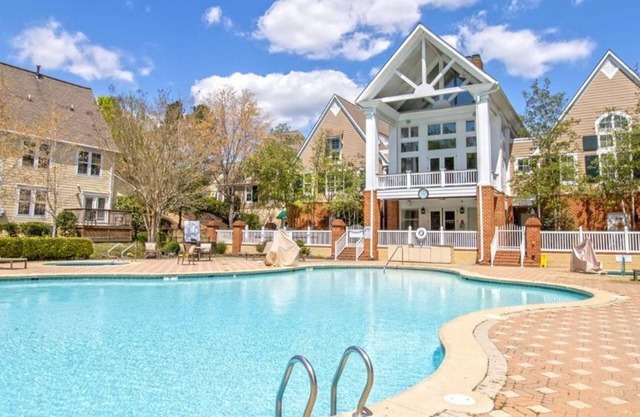 King's Creek Plantation 2br suite, Sunday check-in
