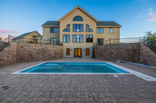 King Suite - Sunset Ridge