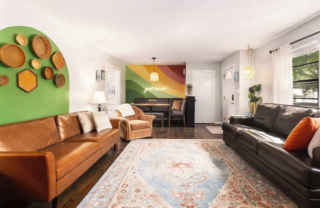 KingBeds|PuttPuttGolf|Walking distance to DT