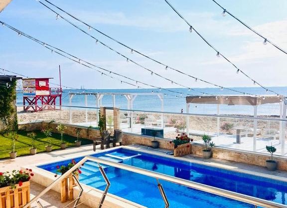 KIR House On The Beach