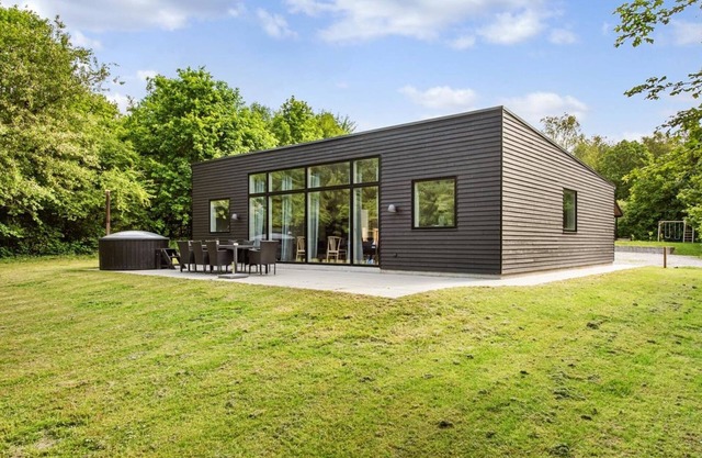 "Kiro" - 3km from the sea by Interhome