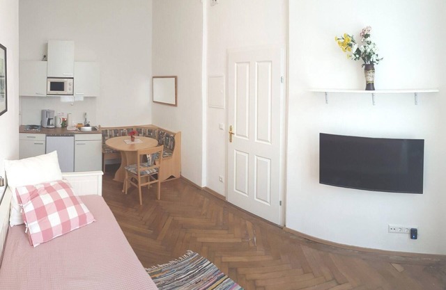 Klimatisiertes Apartment im Zentrum nahe Ring (A33)