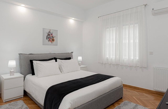 Kolonaki Luxury Residence In The Heart of Athens