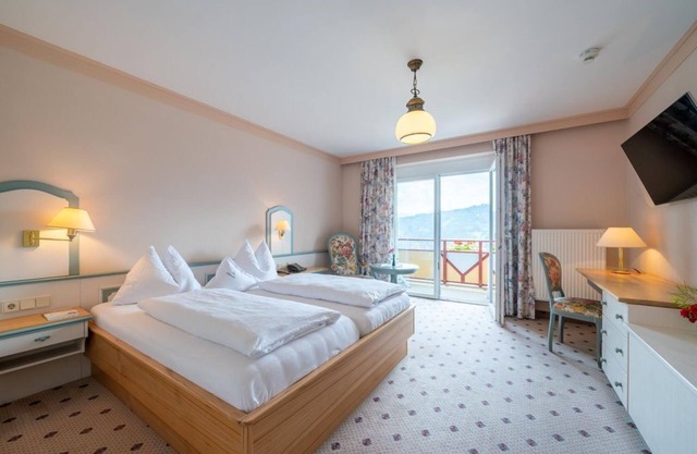 Komfort-zimmer mit Seeblick - Hotel Alexanderhof