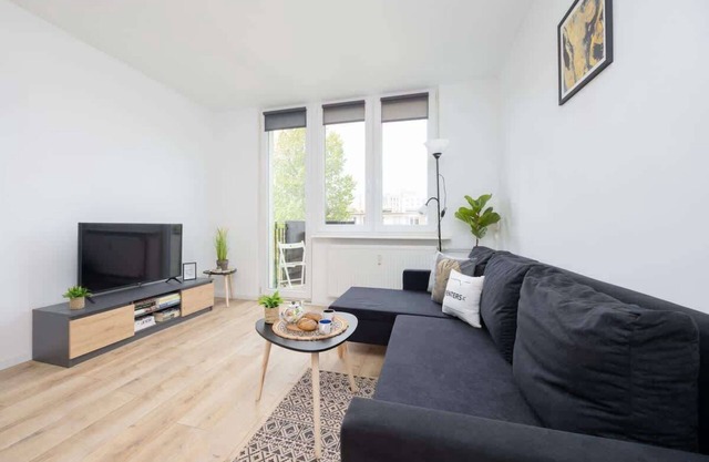 Kondratowicza 17 | Spacious Apartment | Balcony