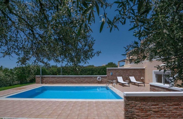 Koralias Villa 1, Villa