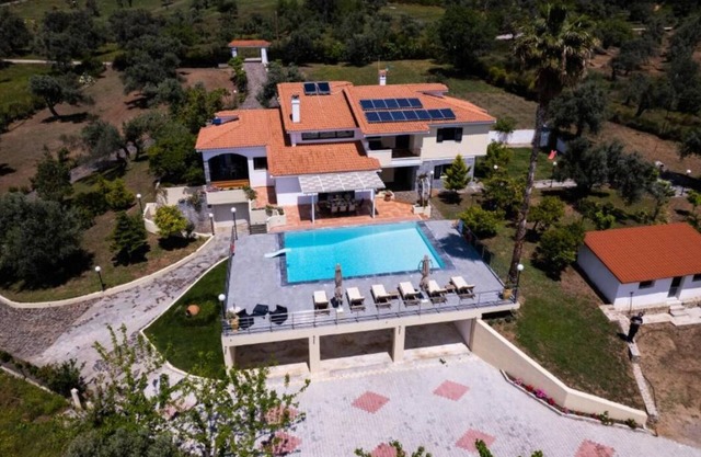 Kouvelia Country Home Luxury Villa Rental