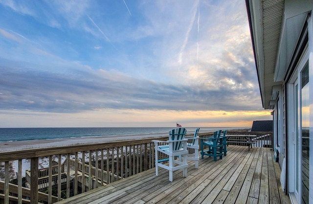 Krabby Patty – Oceanfront Family Fun