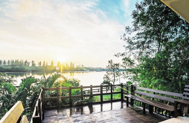 Krabi City Seaview Hotel